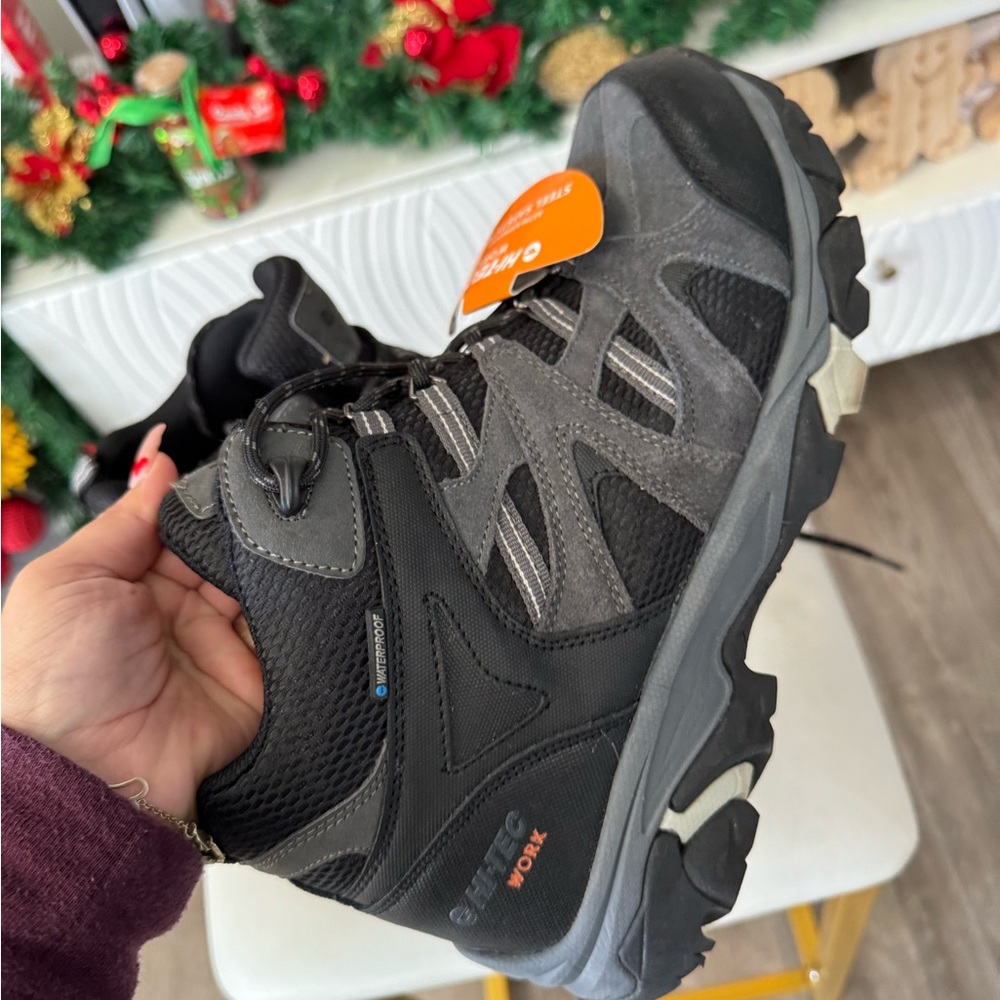 HI-TEC Ravus mid hiking boots ✨ - Picture 11 of 14